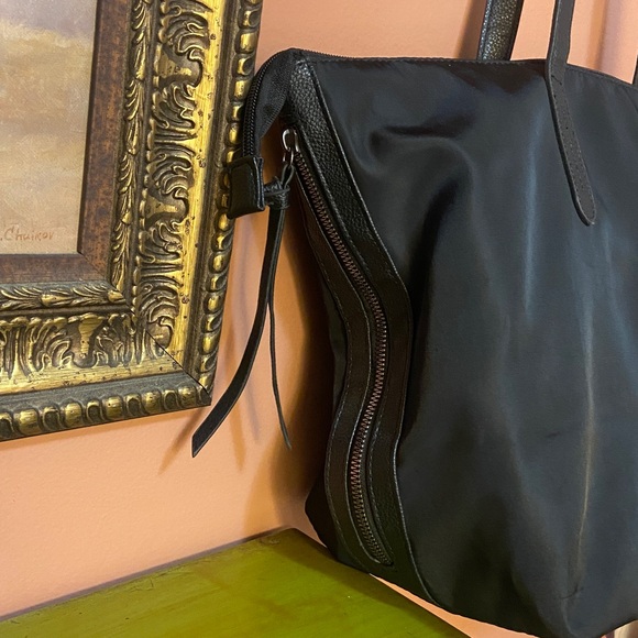 Botkier Black Nylon Tote Weekender Gym Overnight Bag 12x12 GUC - Picture 5 of 11